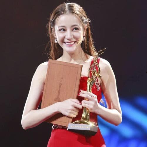 吃瓜娱乐圈迪丽热巴是谁